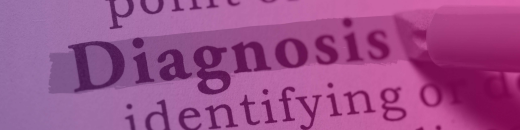 Een wit papier waarop 'diagnosis' staat, het woord is gemarkeerd.